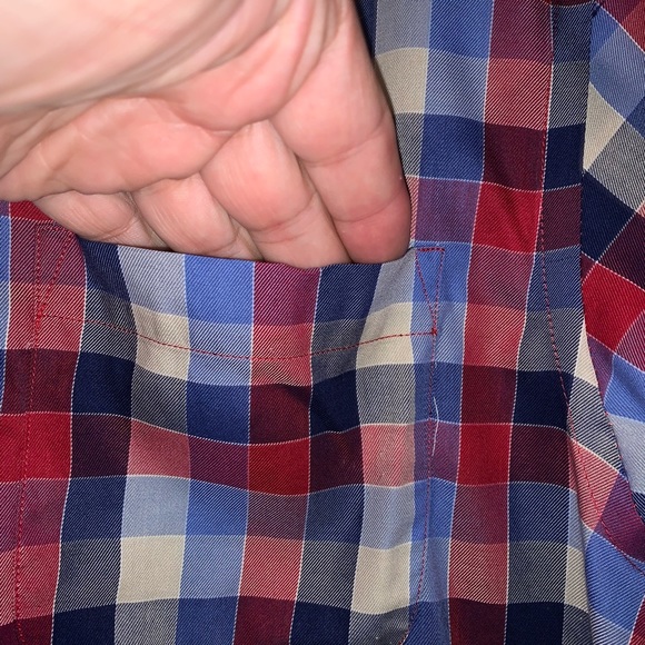 EUC Daniel Cremieux Short Sleeve Shirt Size L. - Picture 3 of 4